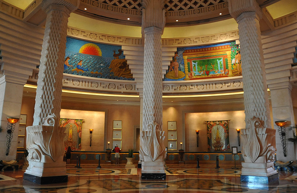 Lobby of the Royal Tower at Atlantis